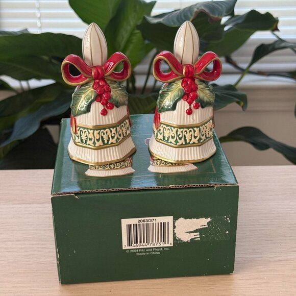 Fitz & Floyd Christmas Bells Salt & Pepper Shakers Handcrafted Ceramic Set Of Tw - Picture 2 of 7